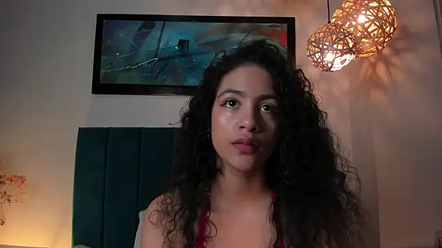 Snapshot of AntonellaHall_ chatting on November 5, 2025, 12:05 pm AntonellaHall online show from November 5, 2025, 12:05 pm