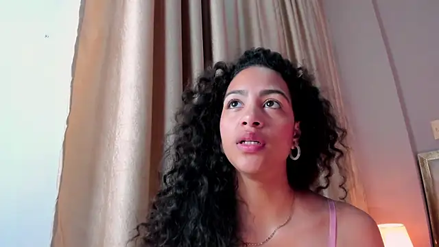 Snapshot of AntonellaHall_ chatting on December 22, 2025, 12:35 pm AntonellaHall online show from December 22, 2025, 12:35 pm