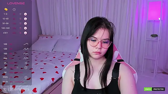 Snapshot of ClaireFaers_ chatting on January 21, 2025, 1:00 pm ClaireFaers online show from January 21, 2025, 1:00 pm