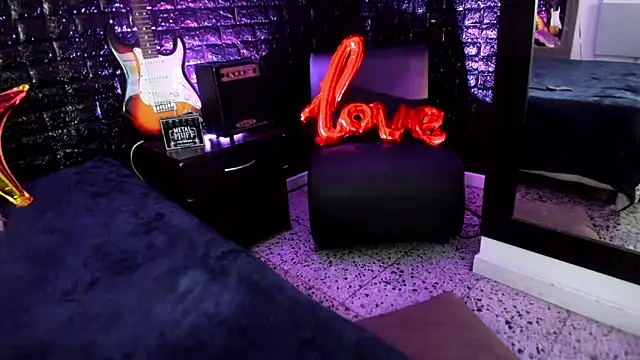 Snapshot of Calliope_dark chatting on February 12, 2025, 6:09 pm Calliope dark online show from February 12, 2025, 6:09 pm