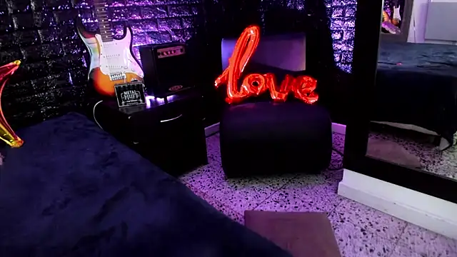 Snapshot of Calliope_dark chatting on February 13, 2025, 3:14 pm Calliope dark online show from February 13, 2025, 3:14 pm