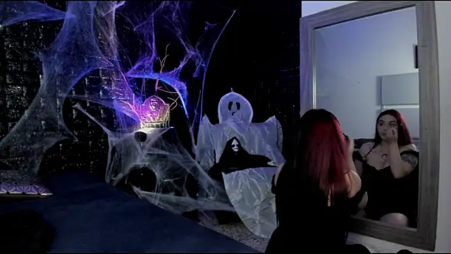 Snapshot of Calliope_dark chatting on October 31, 2025, 3:13 pm Calliope dark online show from October 31, 2025, 3:13 pm