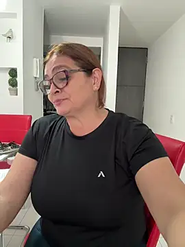 AntonellaAlondra4 online show from December 16, 2025, 12:32 pm