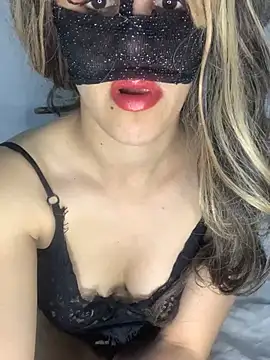 senoritaseno online show from January 18, 2025, 7:17 am