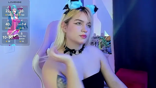 Snapshot of Pretty__zoe chatting on February 7, 2025, 5:41 am Pretty zoe online show from February 7, 2025, 5:41 am