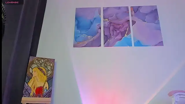 Snapshot of Pretty__zoe chatting on February 24, 2025, 3:23 am Pretty zoe online show from February 24, 2025, 3:23 am