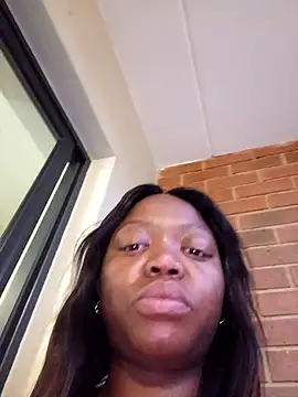 slimcate91 online show from October 9, 2025, 3:26 am