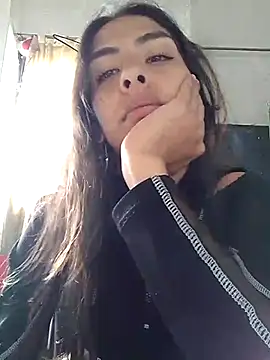 Snapshot of Alisson_420 chatting on March 6, 2025, 5:43 pm Alisson 420 online show from March 6, 2025, 5:43 pm