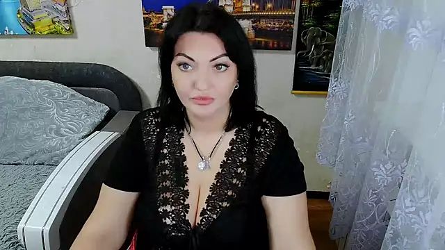 Lady Boom Wild  online show from October 15, 2025, 3:56 pm