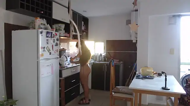 Snapshot of bunnylolaa4 chatting on February 16, 2026, 10:22 am bunnylolaa4 online show from February 16, 2026, 10:22 am