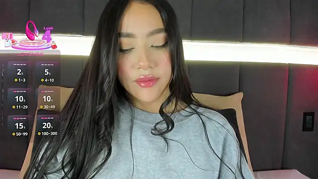 nicolle pierce online show from September 13, 2025, 1:00 pm