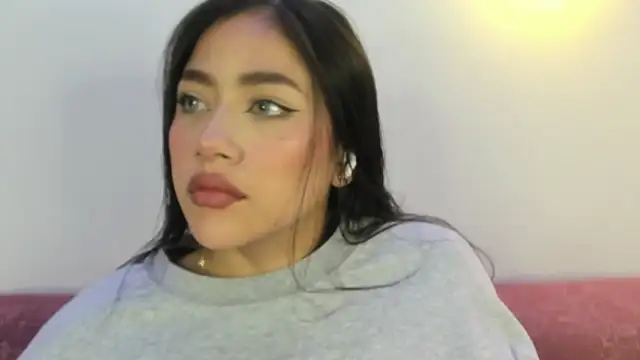 Snapshot of nicolle_pierce chatting on January 16, 2026, 12:20 pm nicolle pierce online show from January 16, 2026, 12:20 pm