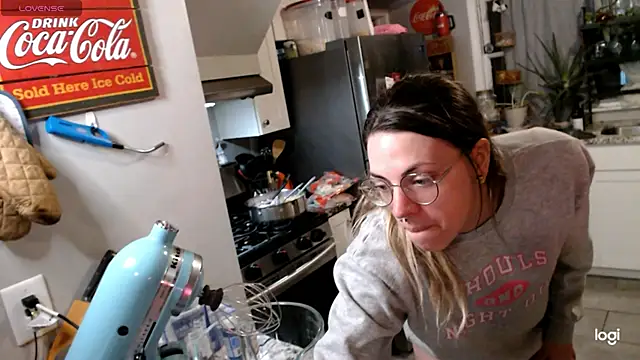 KSwonderland6 online show from February 21, 2026, 6:36 am