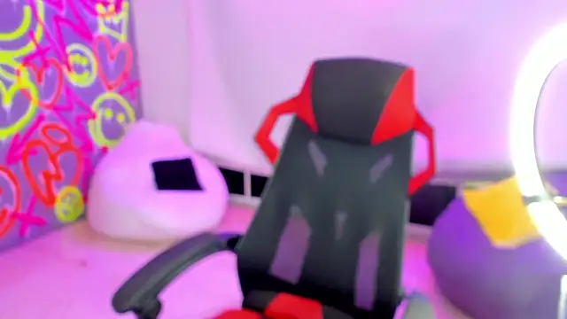 Snapshot of GEANNAROSE chatting on January 25, 2025, 1:19 pm GEANNAROSE online show from January 25, 2025, 1:19 pm