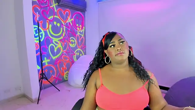 Snapshot of GEANNAROSE chatting on February 21, 2025, 5:24 am GEANNAROSE online show from February 21, 2025, 5:24 am