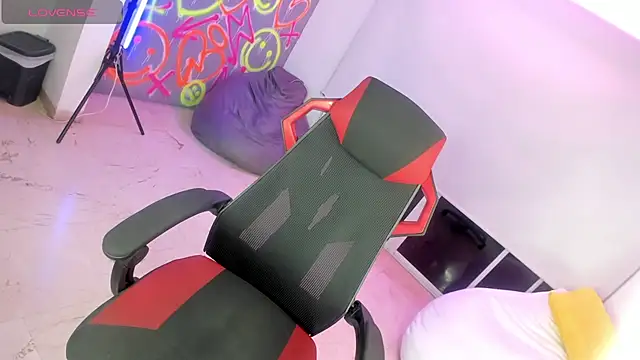 Snapshot of GEANNAROSE chatting on March 15, 2025, 5:41 am GEANNAROSE online show from March 15, 2025, 5:41 am