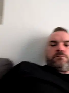 Snapshot of Deeptharot--001 chatting on April 9, 2026, 6:19 am Deeptharot--001 online show from April 9, 2026, 6:19 am