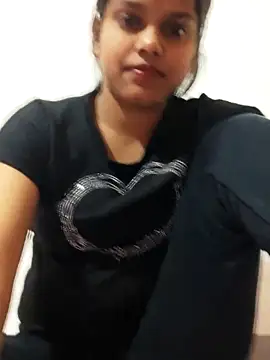 Snapshot of Rosy-Sharma chatting on February 18, 2025, 11:00 am Rosy-Sharma online show from February 18, 2025, 11:00 am