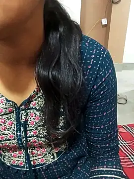 Snapshot of Rosy-Sharma chatting on March 9, 2025, 11:03 am Rosy-Sharma online show from March 9, 2025, 11:03 am