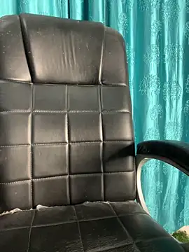 Snapshot of poision51 chatting on September 11, 2025, 5:40 am poision51 online show from September 11, 2025, 5:40 am