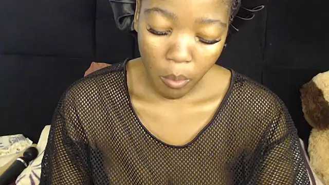 Busty-Londie online show from December 15, 2025, 3:49 pm