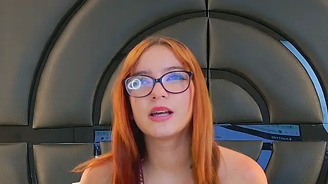 Snapshot of LiliFox18 chatting on March 11, 2025, 1:16 am LiliFox18 online show from March 11, 2025, 1:16 am