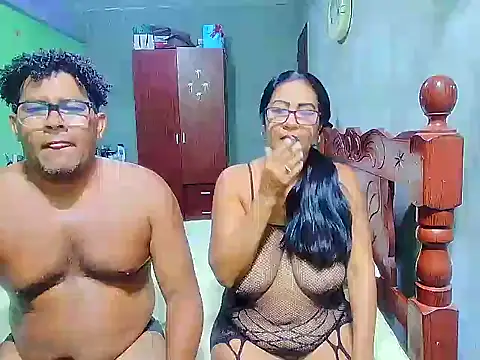 Snapshot of rosi_pamela chatting on March 9, 2025, 1:56 am rosi pamela online show from March 9, 2025, 1:56 am