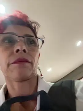 MireyaTorresGu online show from February 17, 2025, 11:31 pm