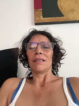 MireyaTorresGu online show from February 20, 2026, 10:43 pm