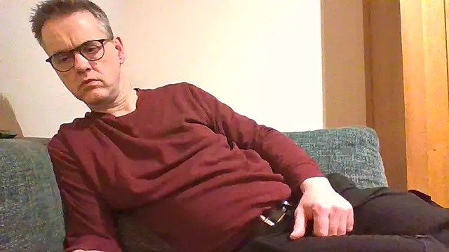 Snapshot of Hectorthyssen1 chatting on February 24, 2025, 11:09 pm Hectorthyssen1 online show from February 24, 2025, 11:09 pm