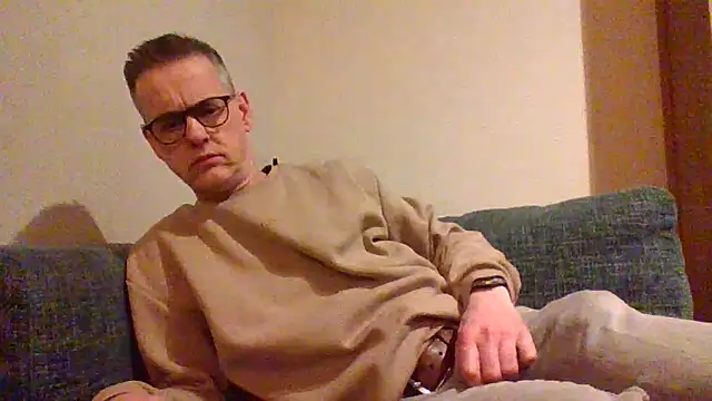 Snapshot of Hectorthyssen1 chatting on March 14, 2025, 11:11 pm Hectorthyssen1 online show from March 14, 2025, 11:11 pm