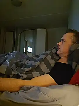 Hectorthyssen1 online show from December 14, 2025, 9:41 pm