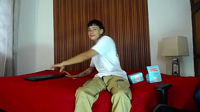 Zacktk7 online show from December 28, 2024, 4:52 pm