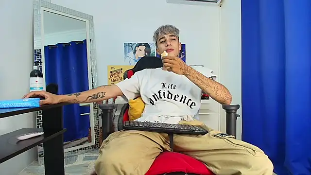 Zacktk7 online show from March 10, 2025, 8:23 pm