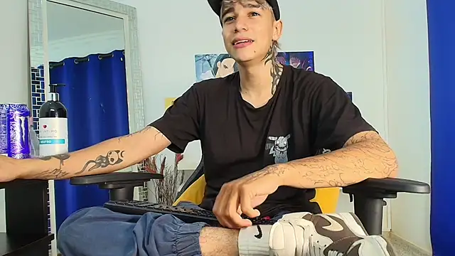 Zacktk7 online show from March 11, 2025, 8:09 pm