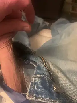 willcumforu online show from March 15, 2025, 4:35 am