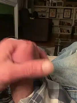 willcumforu online show from March 21, 2025, 3:12 am