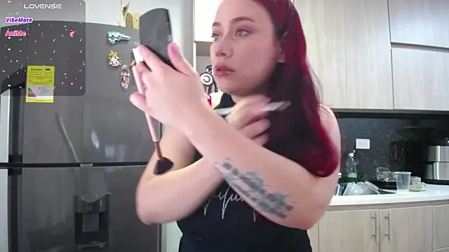 zarquita99 online show from January 9, 2026, 7:26 pm