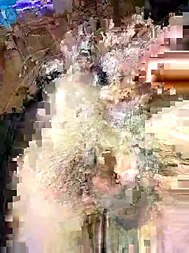 Snapshot of JulesG18 chatting on February 14, 2026, 1:52 pm JulesG18 online show from February 14, 2026, 1:52 pm