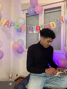 Ryan-hot online show from December 29, 2024, 1:45 am