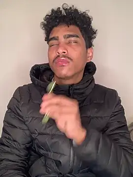 Ryan-hot online show from January 14, 2025, 10:34 pm