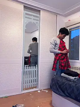 Ryan-hot online show from March 21, 2025, 6:40 pm