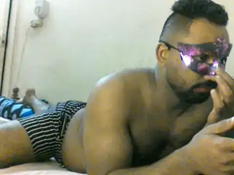 Snapshot of medo232586 chatting on December 6, 2024, 5:22 pm medo232586 online show from December 6, 2024, 5:22 pm