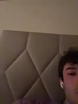 WillfulSurfer online show from April 15, 2026, 9:48 pm