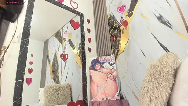 sophiee evanss  online show from February 6, 2025, 9:32 am