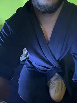 mikemacluffy online show from March 1, 2026, 8:11 pm