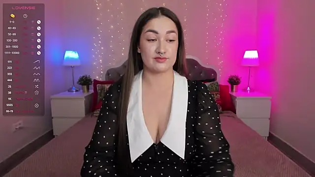 Aria Blisss online show from December 2, 2025, 8:08 am