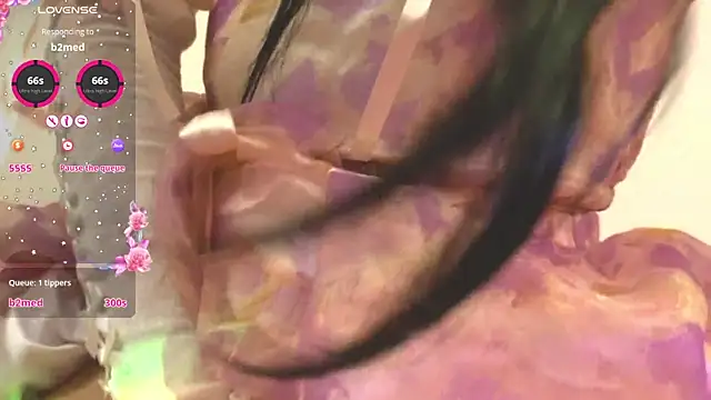 Snapshot of AlicePlayss chatting on February 6, 2025, 4:21 am AlicePlayss online show from February 6, 2025, 4:21 am