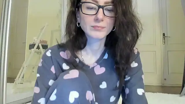 Baby Jewel online show from February 13, 2025, 11:17 am