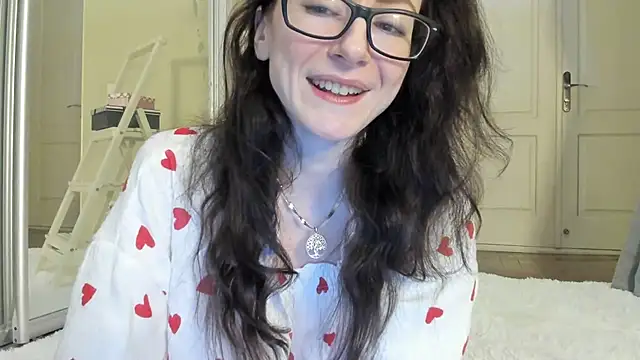 Baby Jewel online show from March 1, 2025, 7:30 am